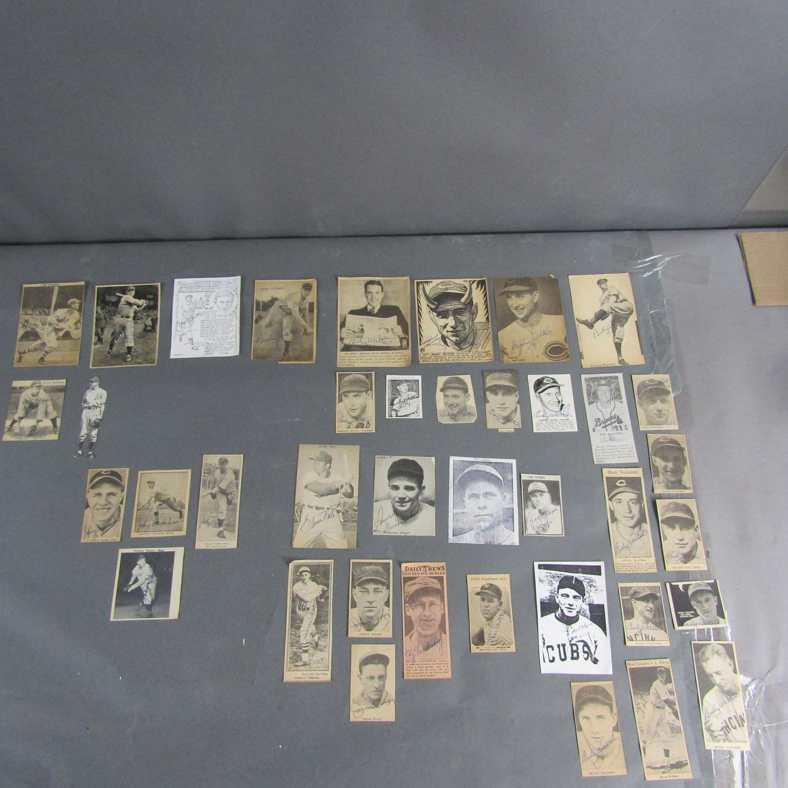 Lot of Clipped Baseball Autographs (1 of 5)