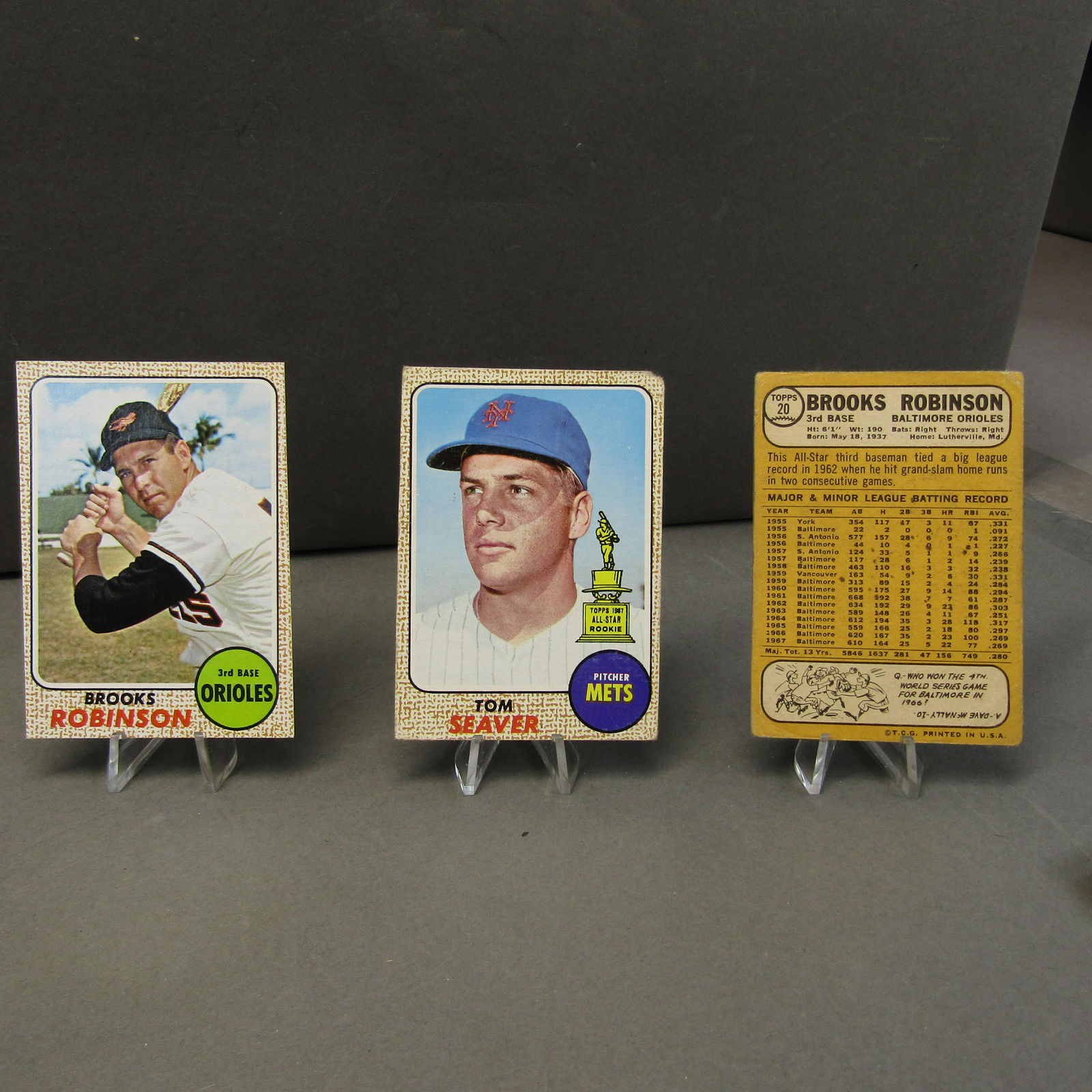 1968 Topps #20 (2), #45: Brooks Robinson, Seaver (1 of 5)