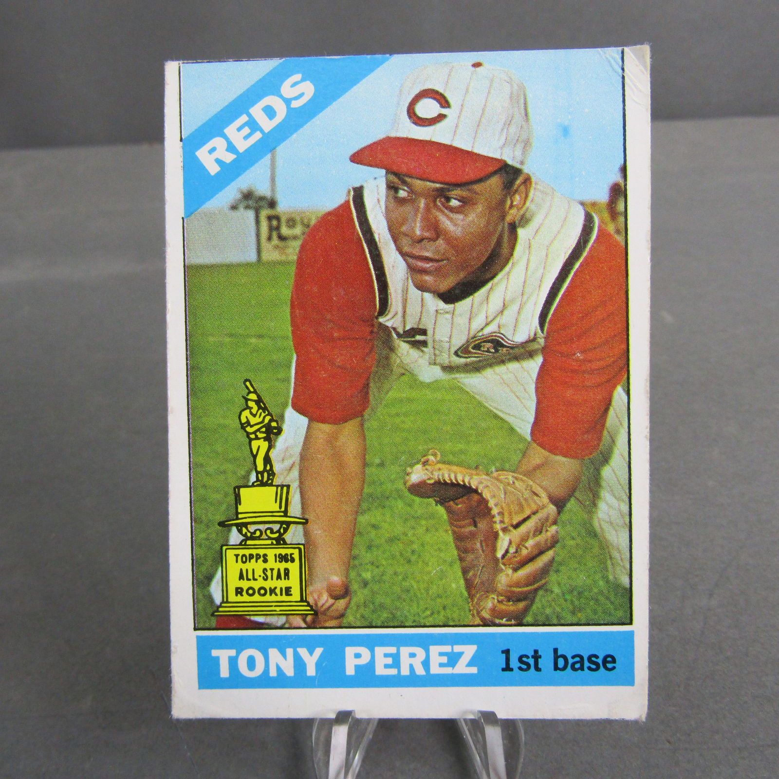 1966 Topps #72: Tony Perez (1 of 2)