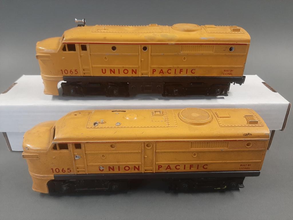 Vtg Lionel Union Pacific 1065 Alco Train Engines: Both Powered