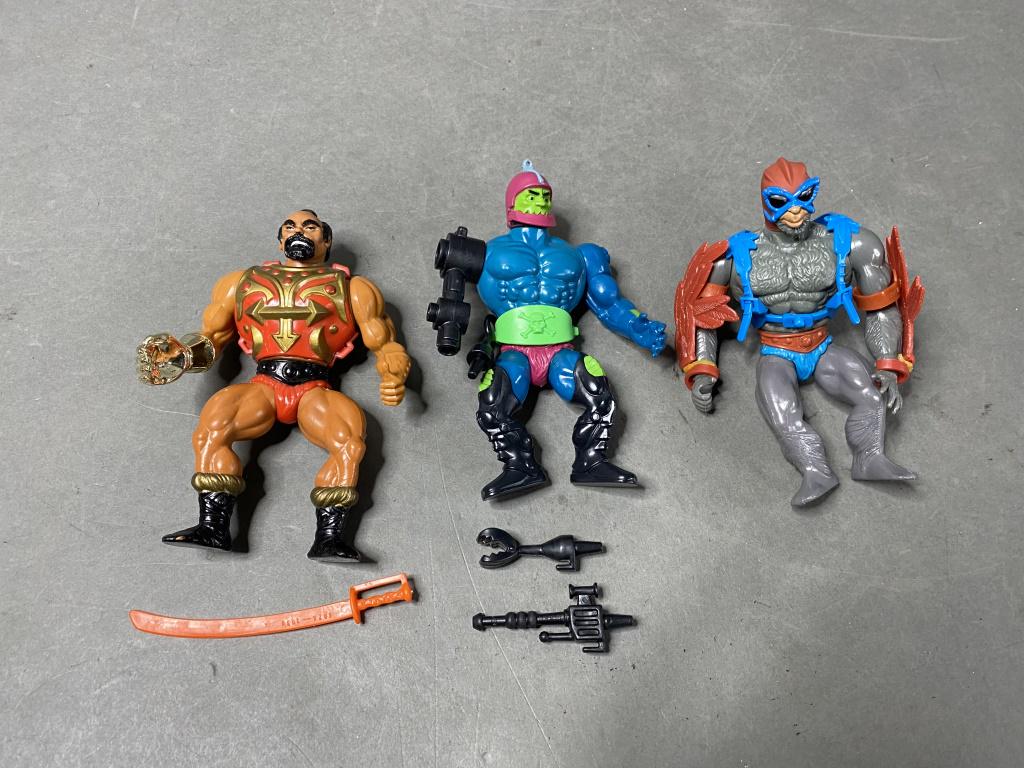 3pc Vtg 1981 Motu He Man Complete Figures: Includes: -Jitsu -Stratos (Red) -Trap Jaw