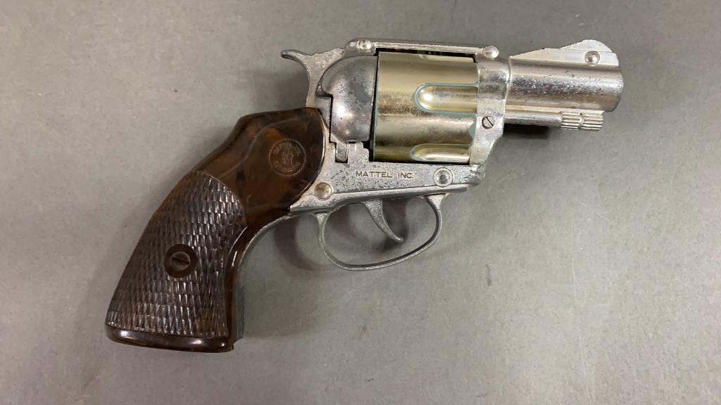 Vtg Mattel Toy Cap Gun .38 Snub Nose Revolver: Vtg Mattel Shootin Shell Snub Nose .38 Includes 5 of 6 Cap Shells Mechanism Tested Working