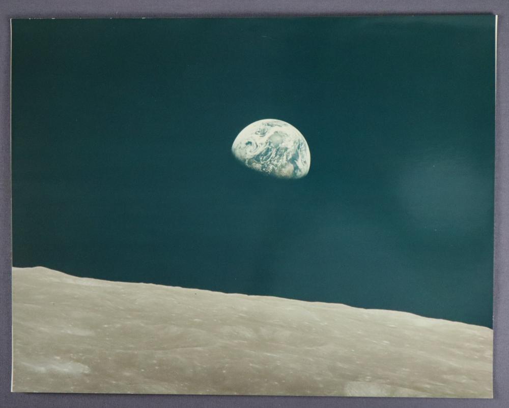 Rare Apollo 8 "Earth Rise" 14" x 11" Photograph (1 of 3)