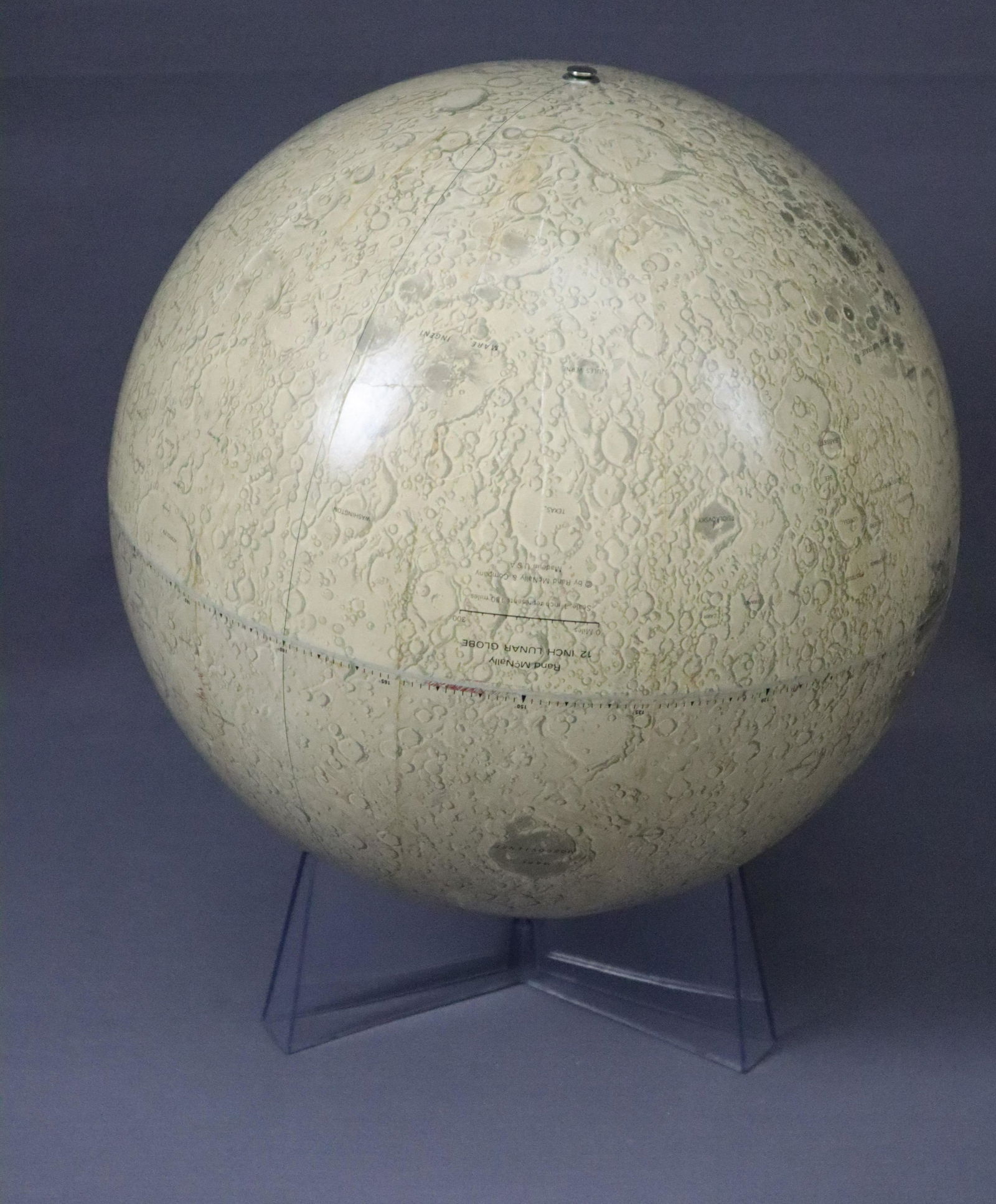 Earth Globe on Stand (1 of 4)