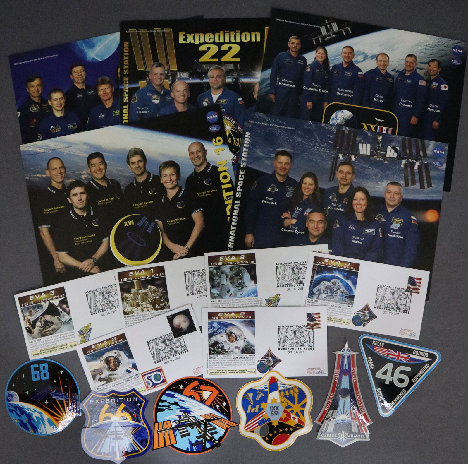 ISS Collection Official NASA Mini Crew Posters, Covers & Decals (1 of 4)