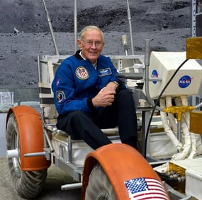 30 Minutes with the 10th Man on the Moon Charlie Duke on Zoom