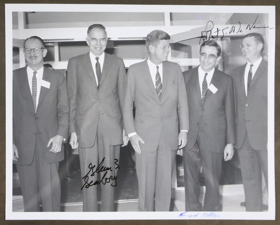 Hydrogen Bomb Physicist, Nobel Prize Winner & Secretary of Defense Signed Photograph (1 of 2)