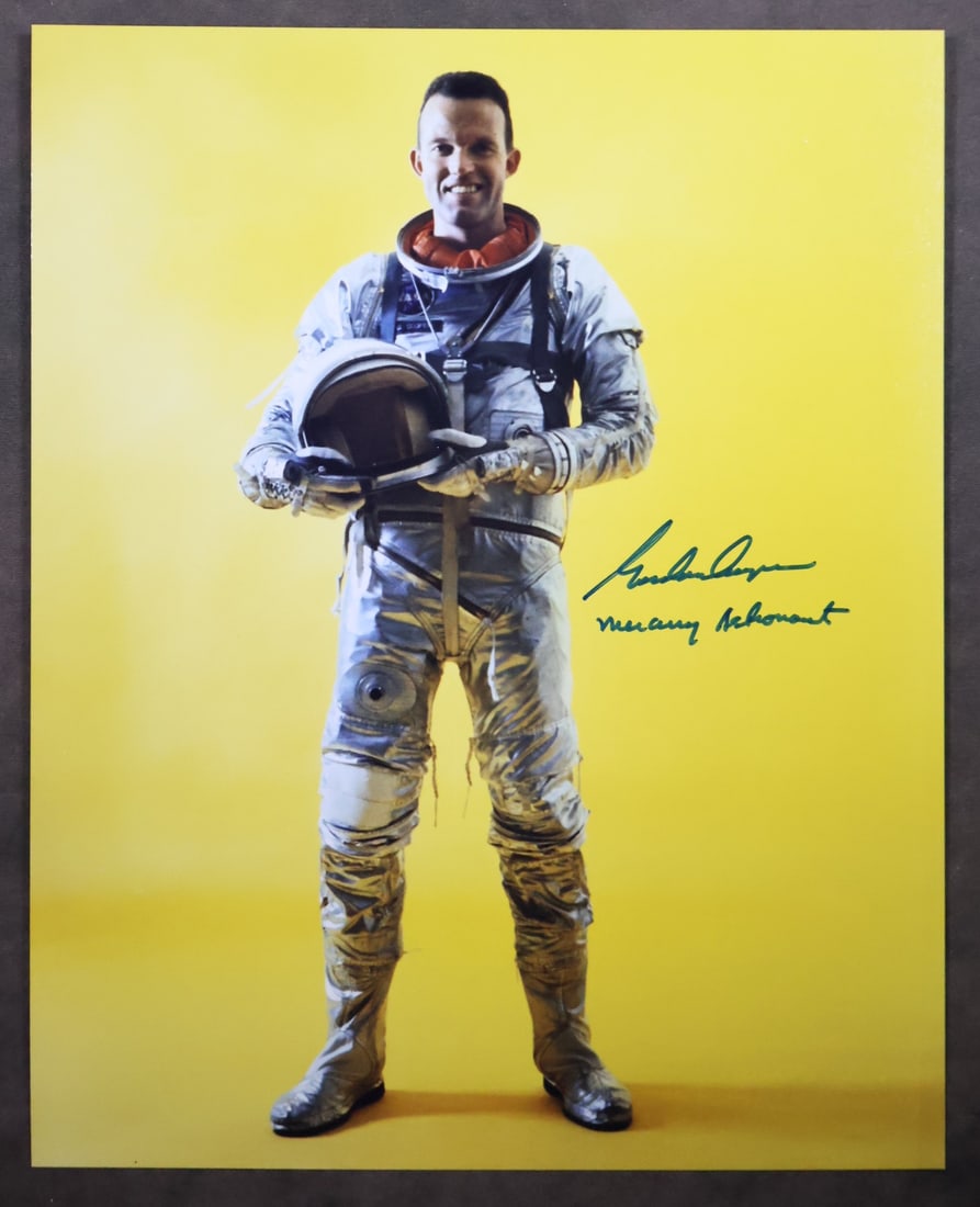Mercury Astronaut Gordon Cooper Signed Photograph (1 of 2)