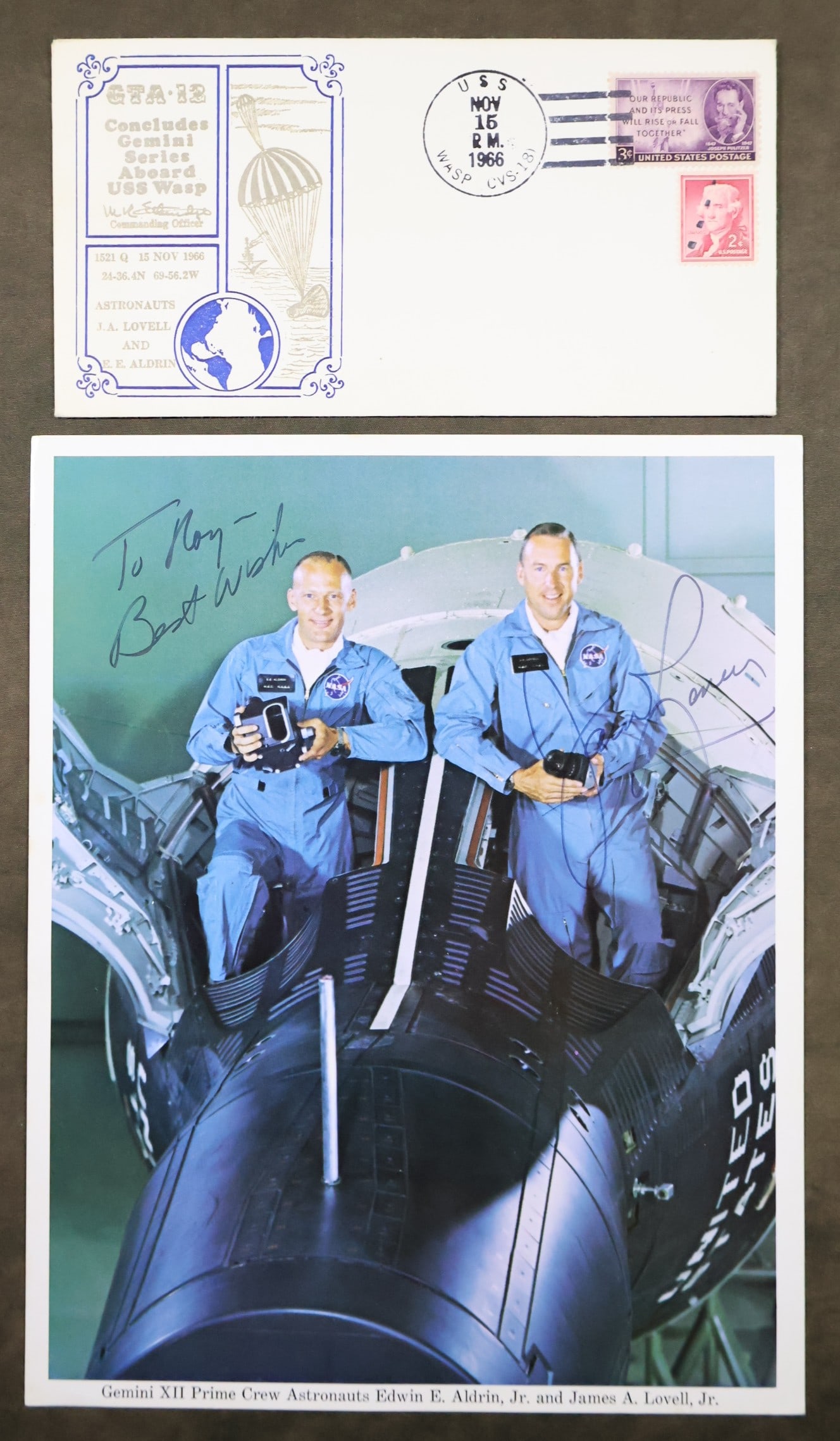 Gemini GT-12 Astronaut James Lovell Signed Lithograph with Cover (1 of 4)