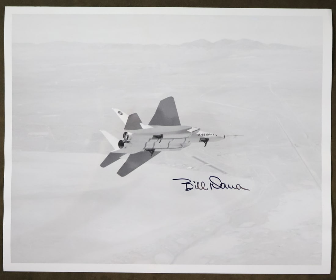 Test Pilot Bill Dana Photograph (1 of 2)