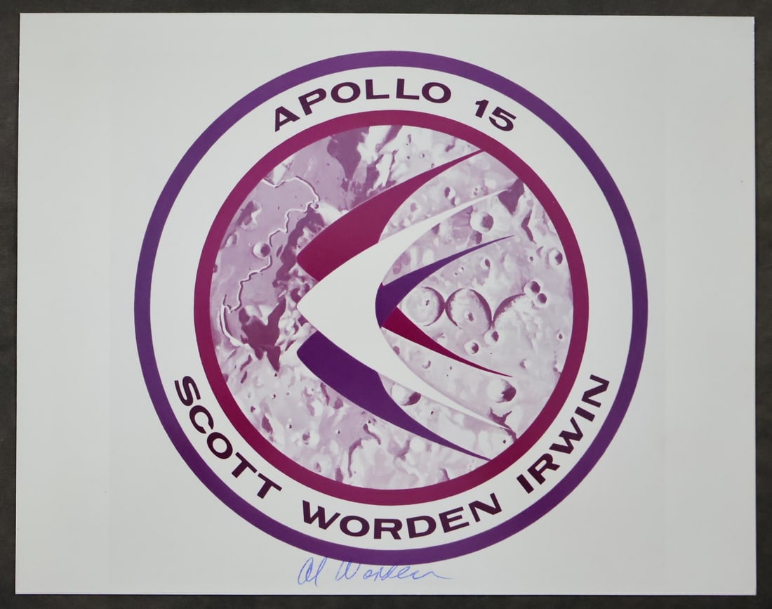 Vintage NASA Apollo 15 Emblem Al Worden Signed Photograph (1 of 2)