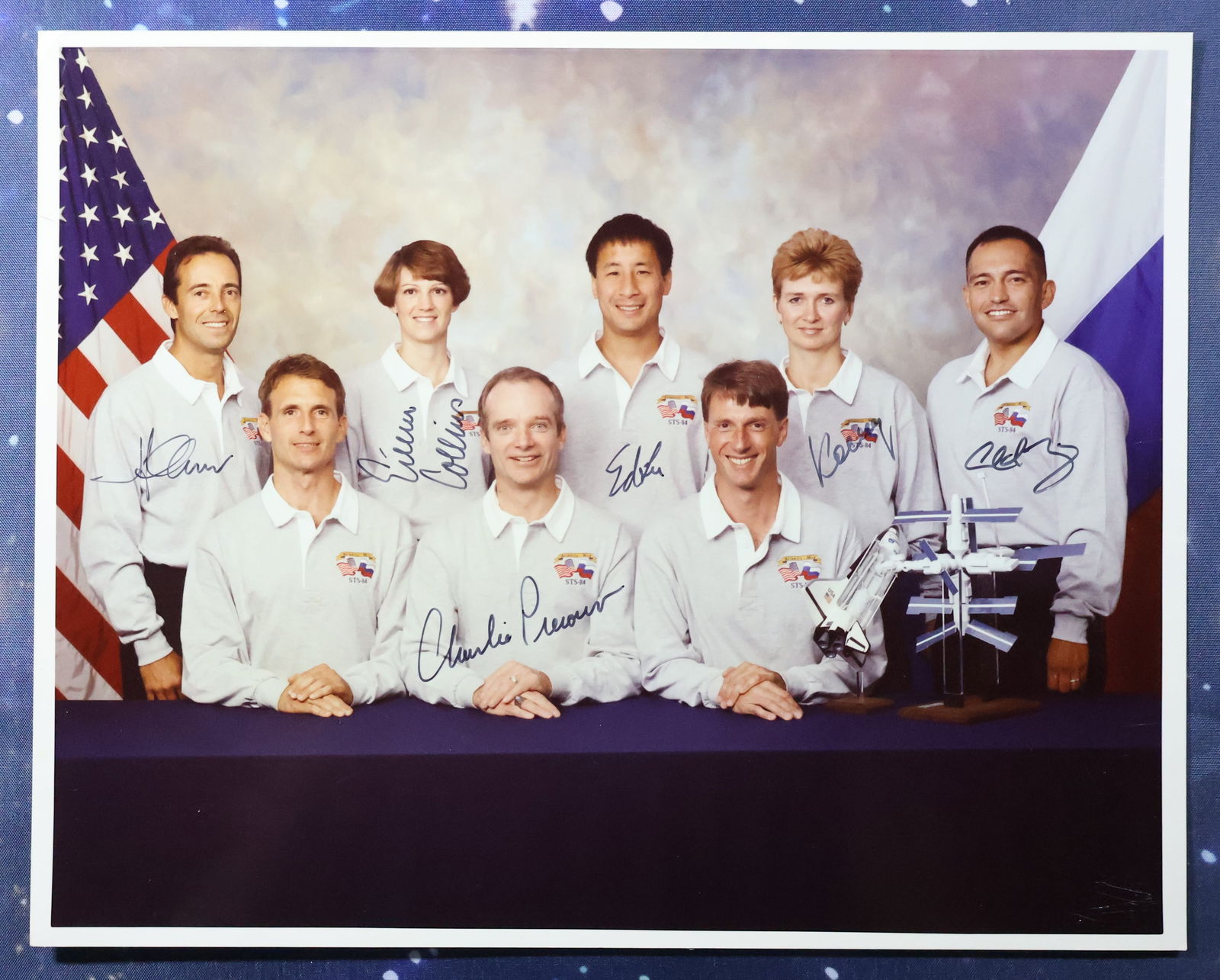 STS-84 Full Crew Signed KSC Photograph (1 of 2)