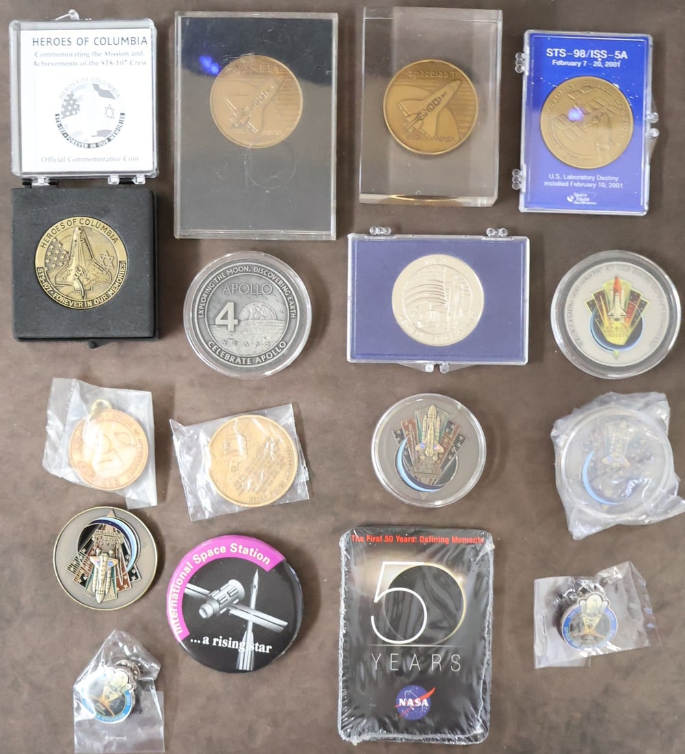 Flown Metal Program & Commemorative Coins & Souvenir (1 of 2)