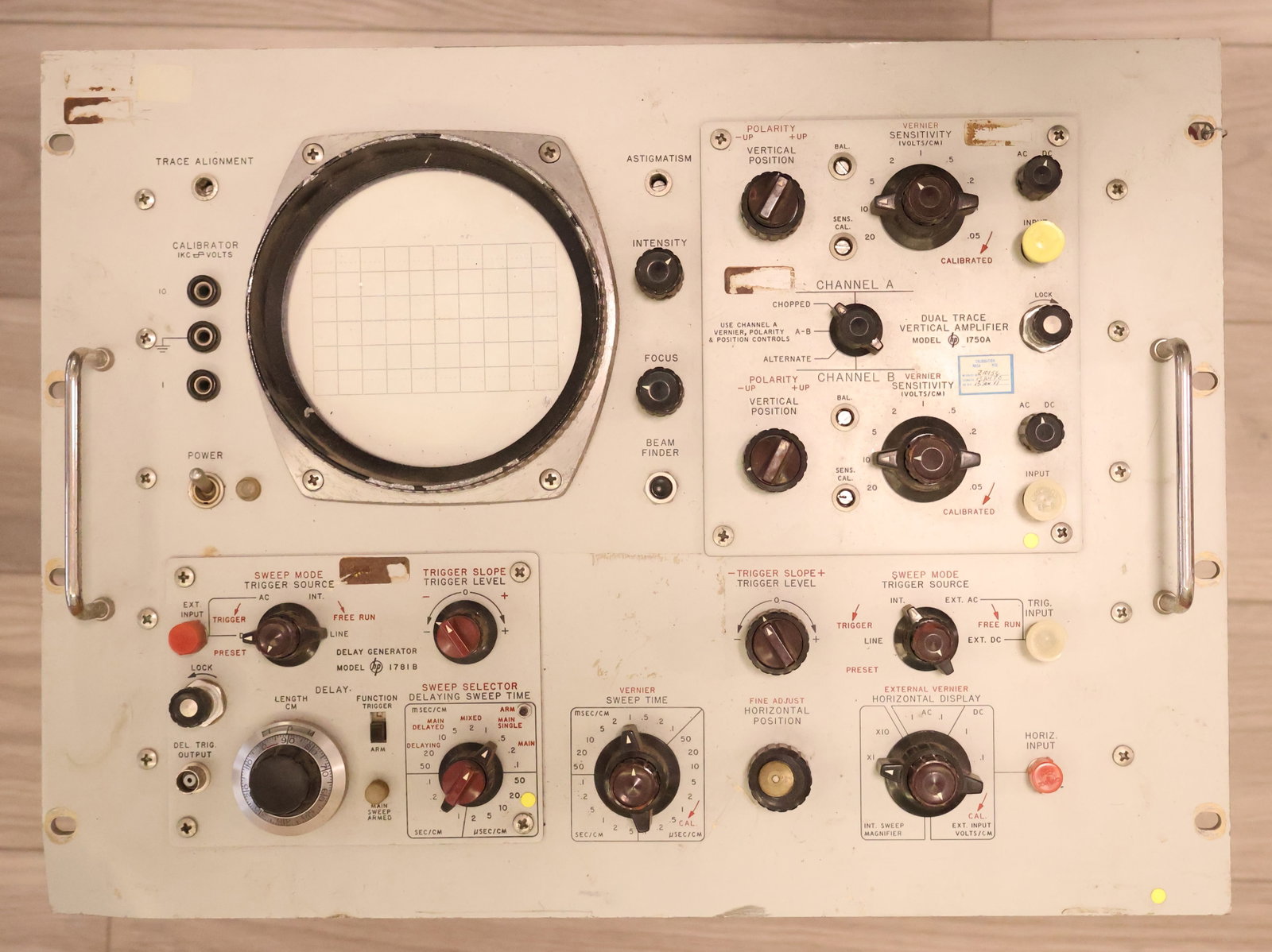 Apollo Program GSE Dual-Trace Vertical Amplifier Oscilloscope - 7