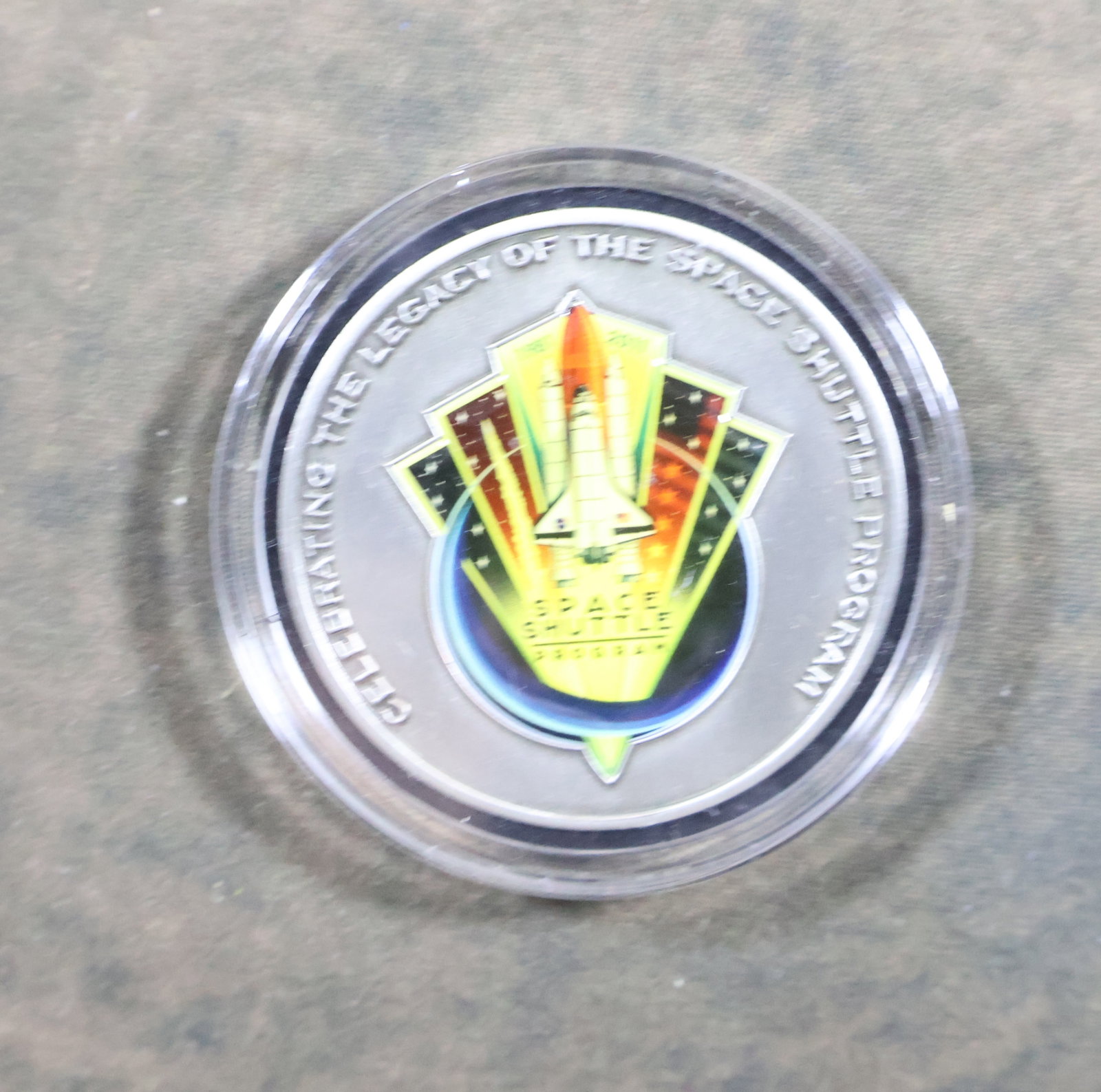 US Alliance Commemorative Space Shuttle Program Book/Patch/Coin - 3