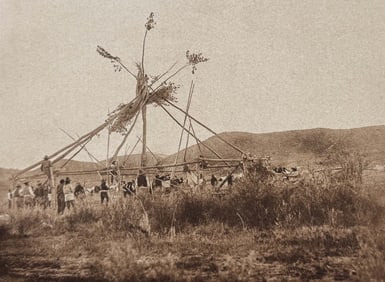 Edward Curtis - Building the Sun-lodge - Cheyenne