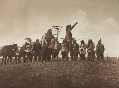 Edward Curtis, Folio - The Scout's Report - Atsina