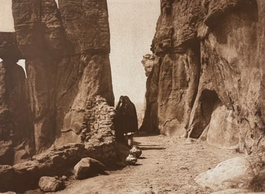 Edward Curtis, Folio - At the Gateway - Acoma. 569