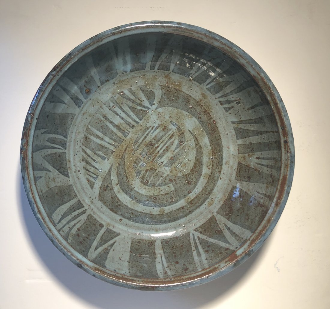 John Mason, Ceramic Bowl with Abstract Decoration: John Mason Abstract decorated bowl c 1958 Glazed ceramic 12 1/4 diamater x 3 1/4 high Signed underneath In-house shipping $45 John Mason (1927-2019) was an influential ceramicist and sculptor work