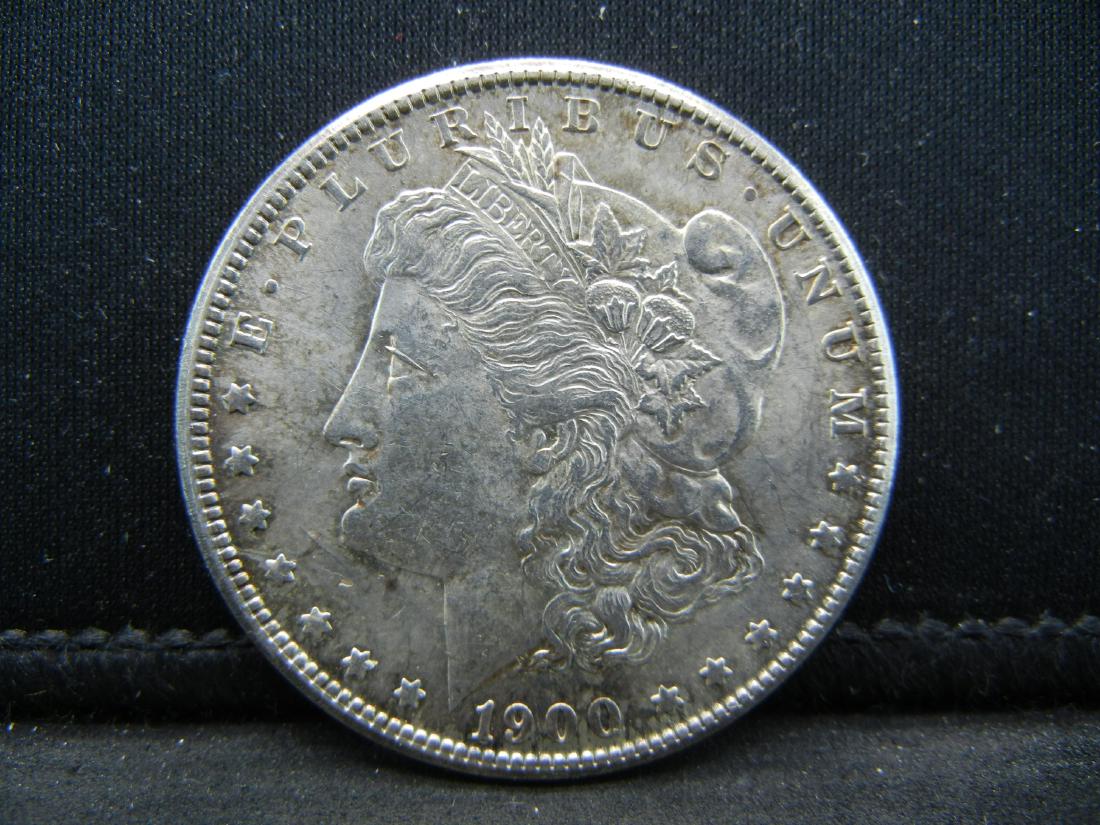 1900-P Morgan Silver Dollar in nice original (1 of 2)