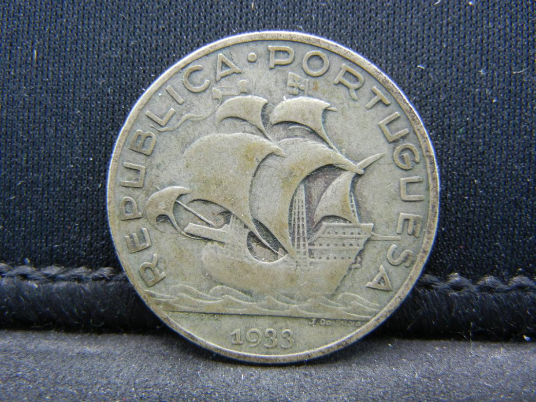 1933 Portugal  5 Escudos Silver Coin.  Coin is 65% (1 of 2)