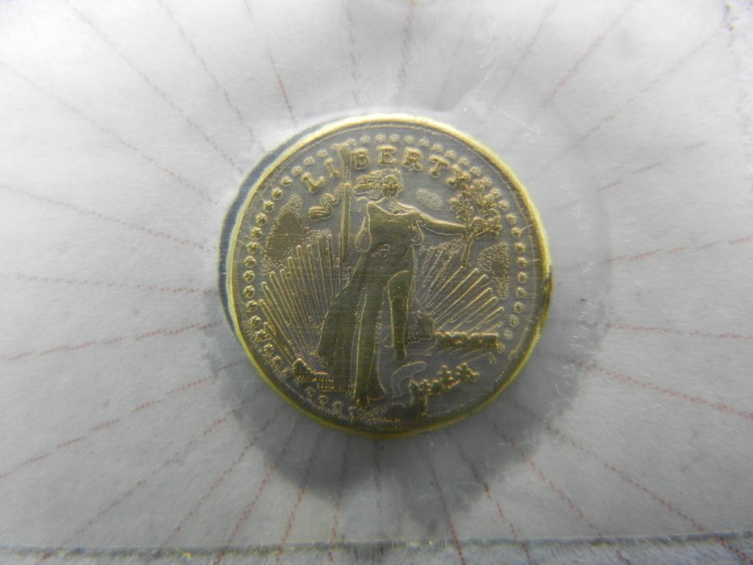 Mini replica of US Twenty Dollar "Golden" Coin (1 of 4)