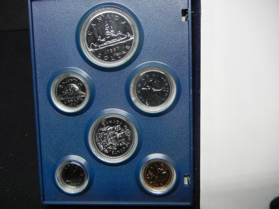 1987 Canada Specimen Set.  Original Holder. (1 of 4)