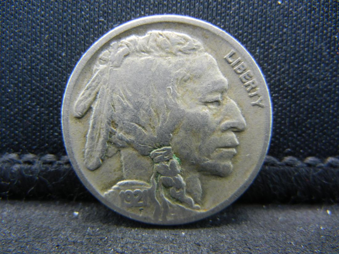 1921 Buffalo Nickel 3/4 Horn. (1 of 2)