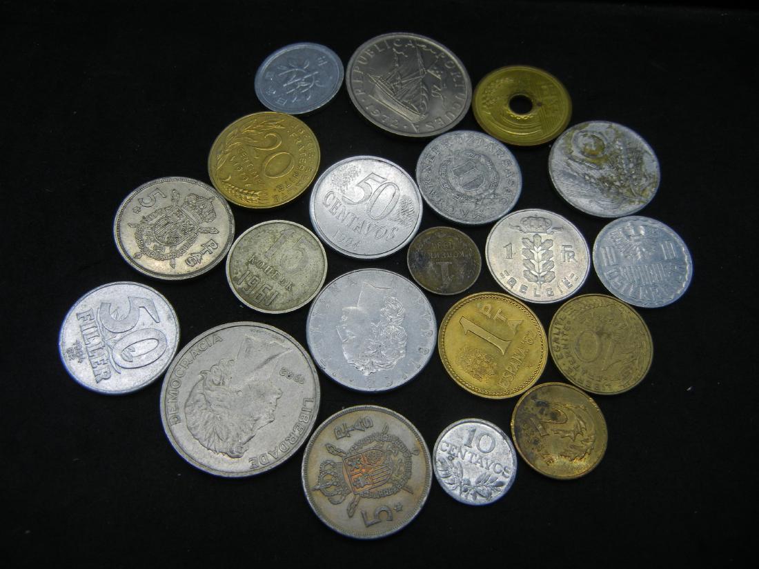 (20) FOREIGN COINS, GREAT COUNTRIES, HIGH GRADE-UNC! (1 of 4)