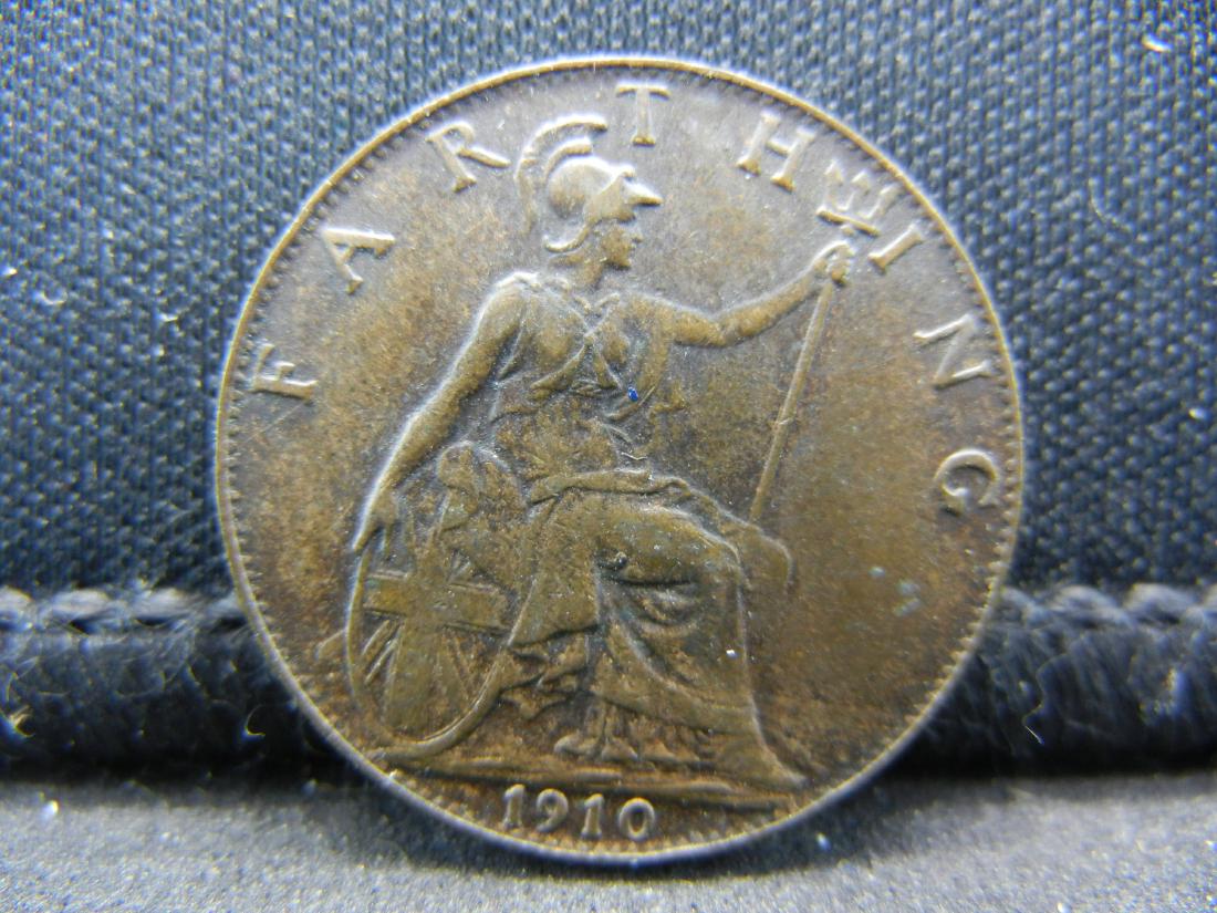 1910 Great Britain One Farthing. (1 of 2)