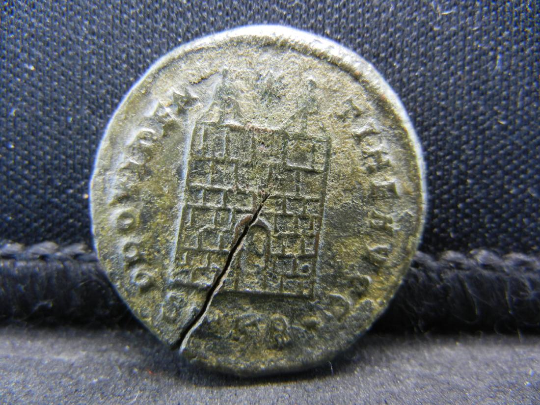 175-330 AD ANCIENT ROMAN COIN, VERY NICE GRADE, (OVER: 175-330 AD ANCIENT ROMAN COIN, VERY NICE GRADE, (OVER 1,600 YRS OLD)!
