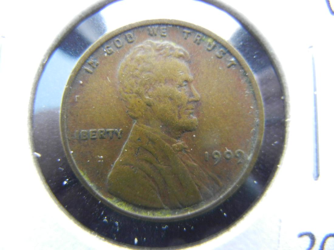 1909-VDB Lincoln Cent .  XF. (1 of 3)