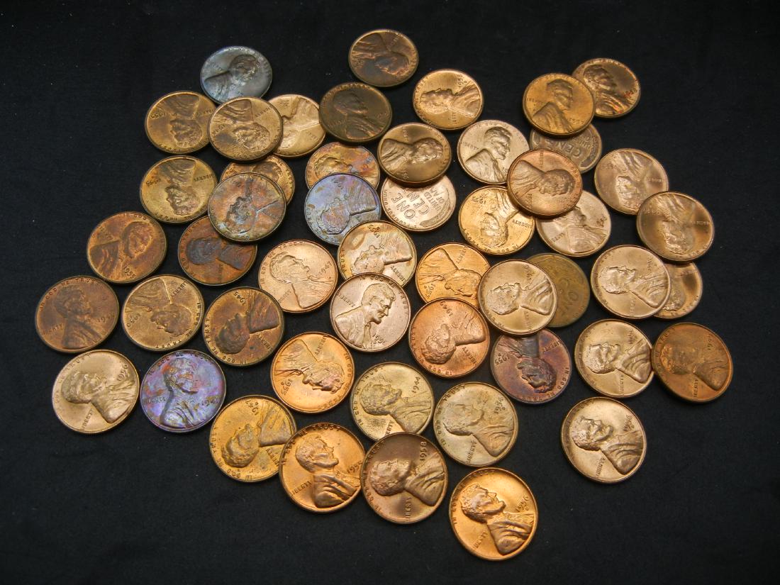 Roll of 50 Red Uncirculated Lincoln Wheat Cents. (1 of 3)