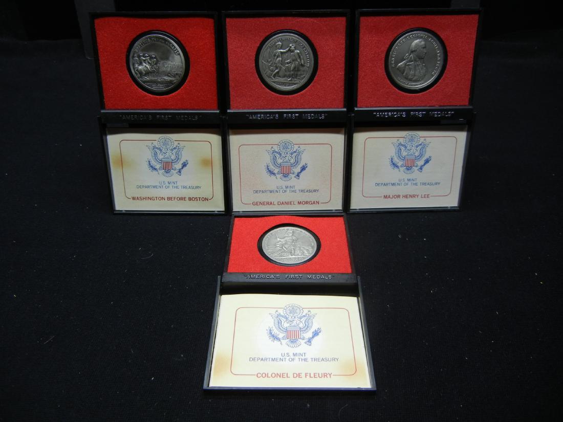BICENTENNIAL MEDALS VALUE visual data 4