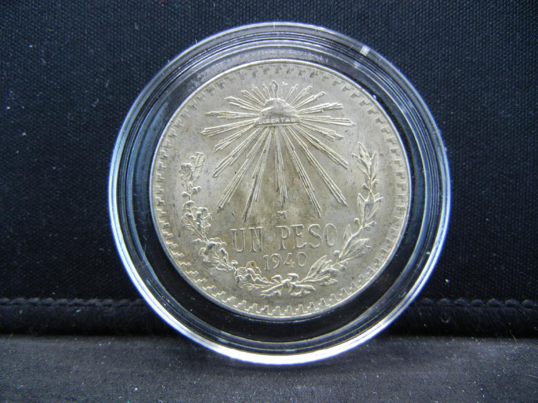 1940 Mexico One Silver Peso.    Uncirculated. (1 of 2)