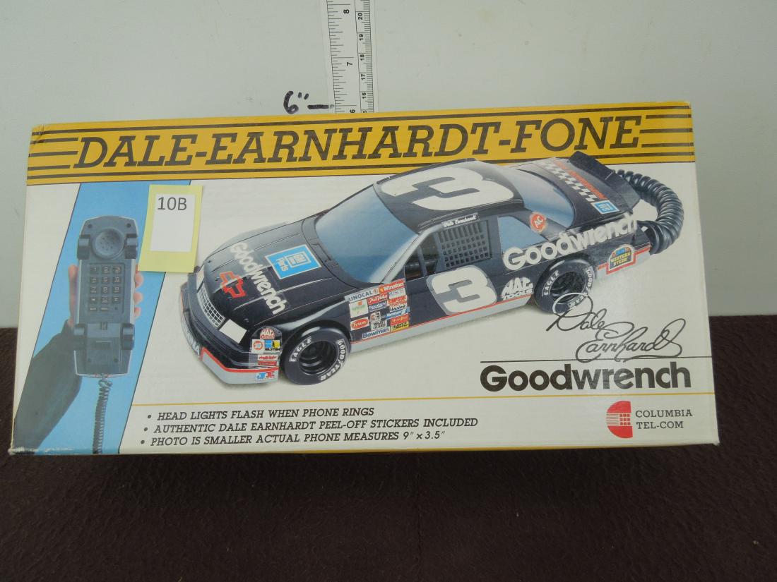 Dale Earnhardt Fone- Head Lights Flash When Phone (1 of 3)