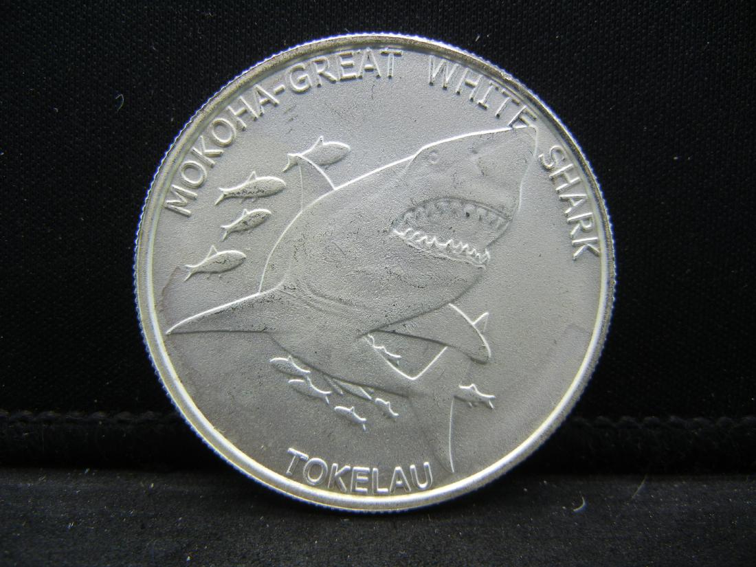 2015 Tokelau "SHARK WEEK" 1 ounce 999 silver. (1 of 2)