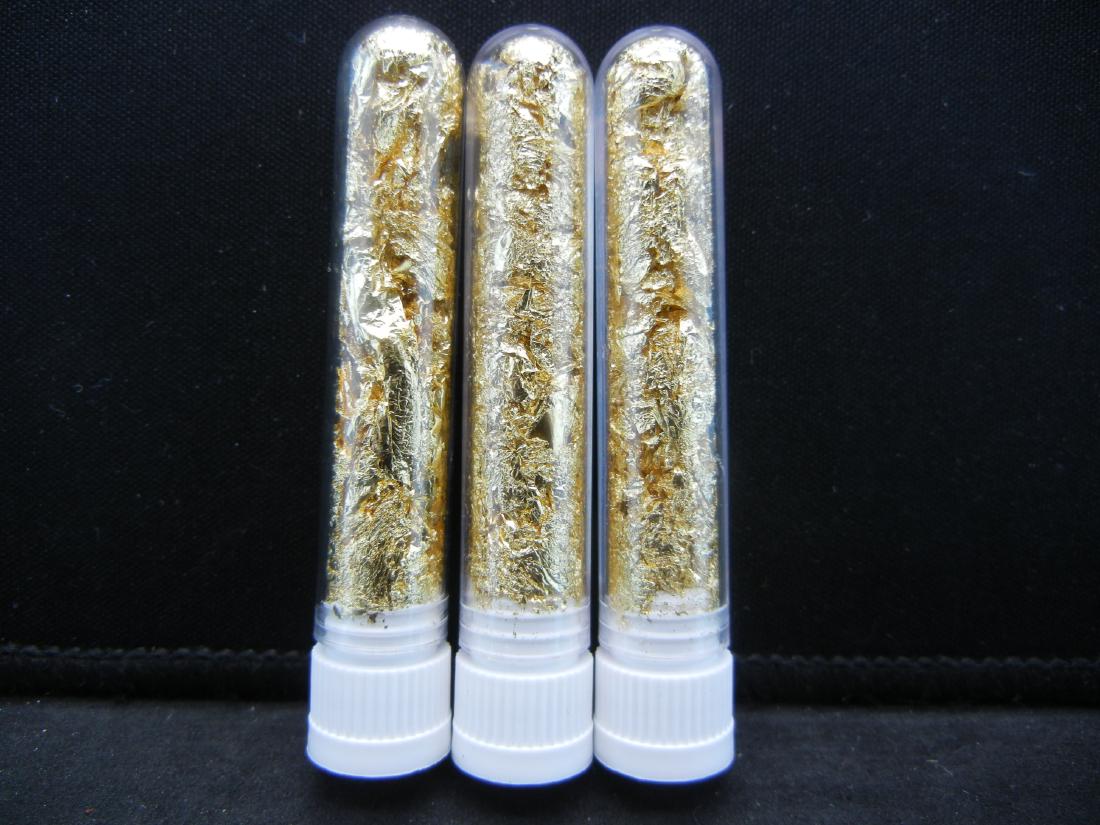 (3) Viles of 22k Gold Leaf Flakes, Can Be Sold: (3) Viles of 22k Gold Leaf Flakes, Can Be Sold Individually, Or Would Make Great Gifts!