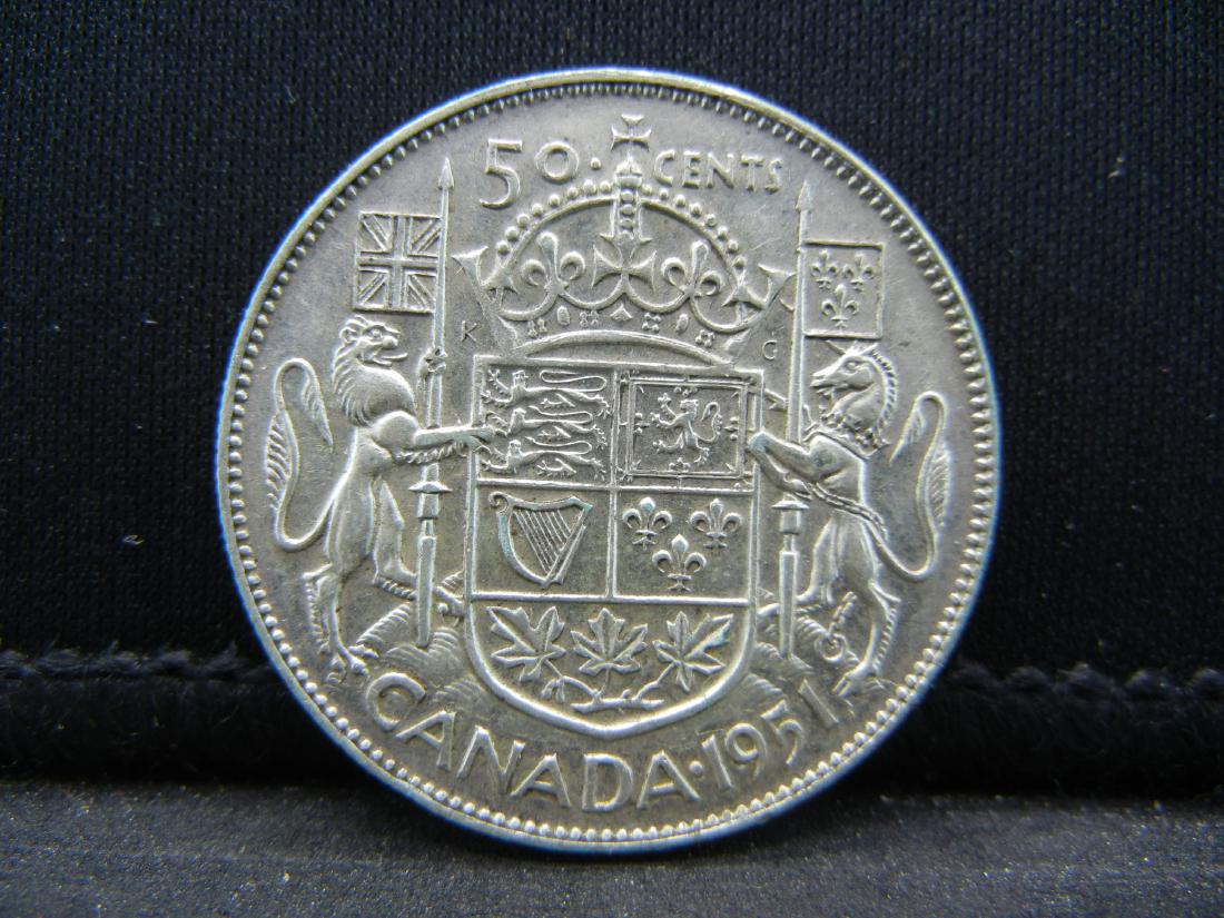 1951 Canada 80% Silver Half Dollar.  Weighs 0.38 Toz. (1 of 2)