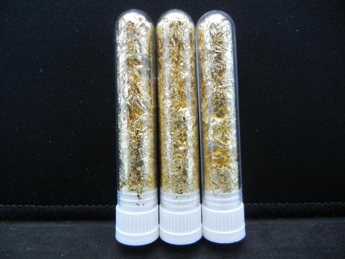 (3) Viles of 22k Gold Leaf Flakes, Can Be Sold: (3) Viles of 22k Gold Leaf Flakes, Can Be Sold Individually, Or Would Make Great Gifts!