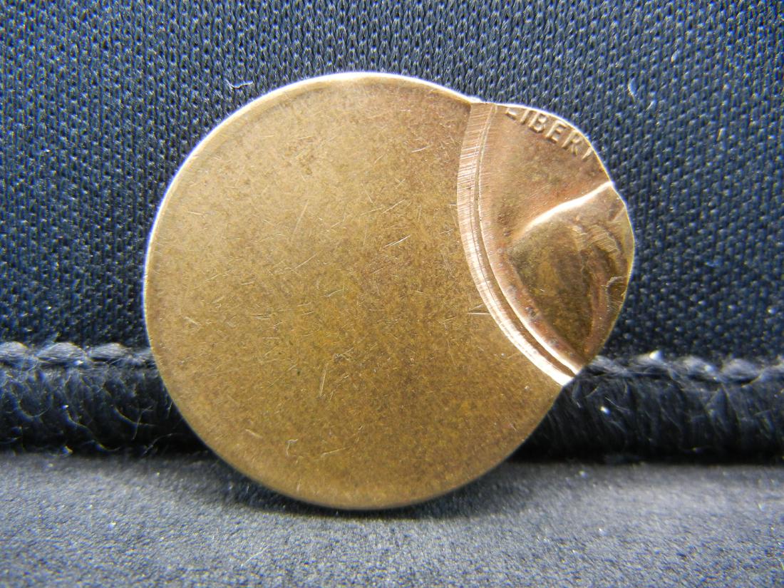 Lincoln Memorial Cent, Off Center Clip Error Coin. (1 of 2)