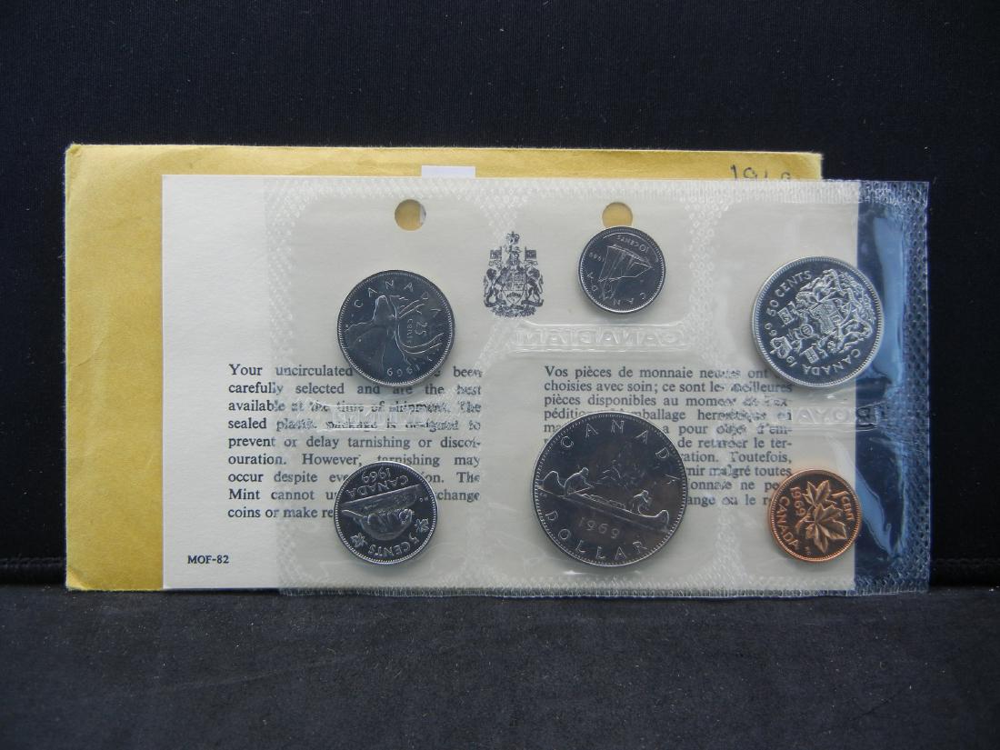 1969 Canada Mint Set. (1 of 3)