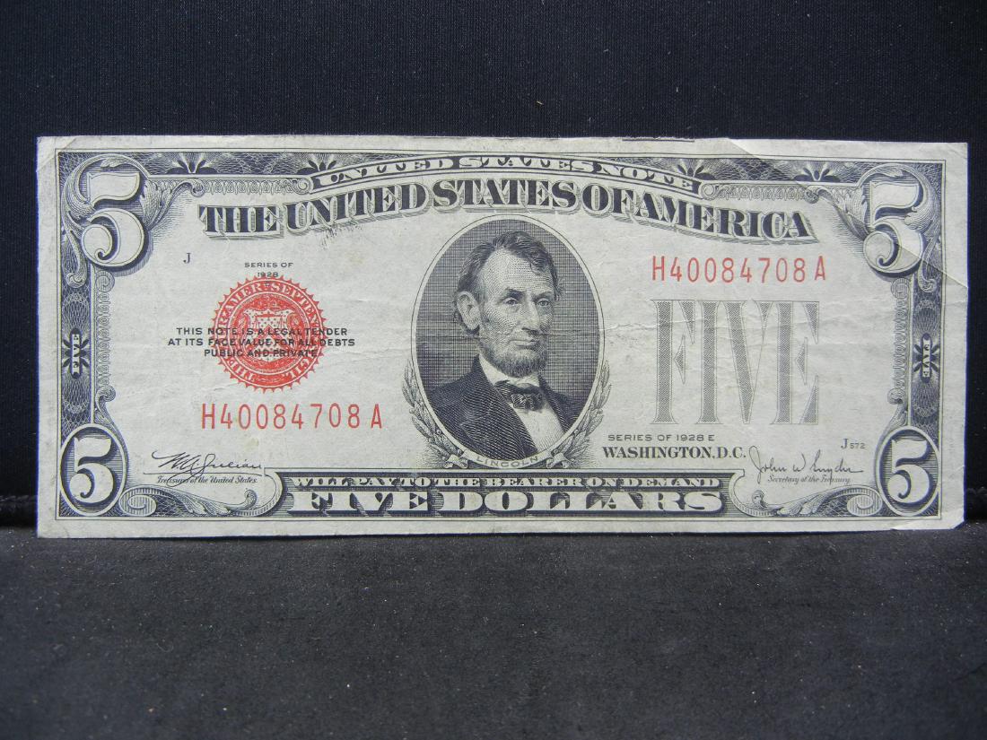 1928 E $5 Red Seal US Note.  Very Fine. (1 of 3)