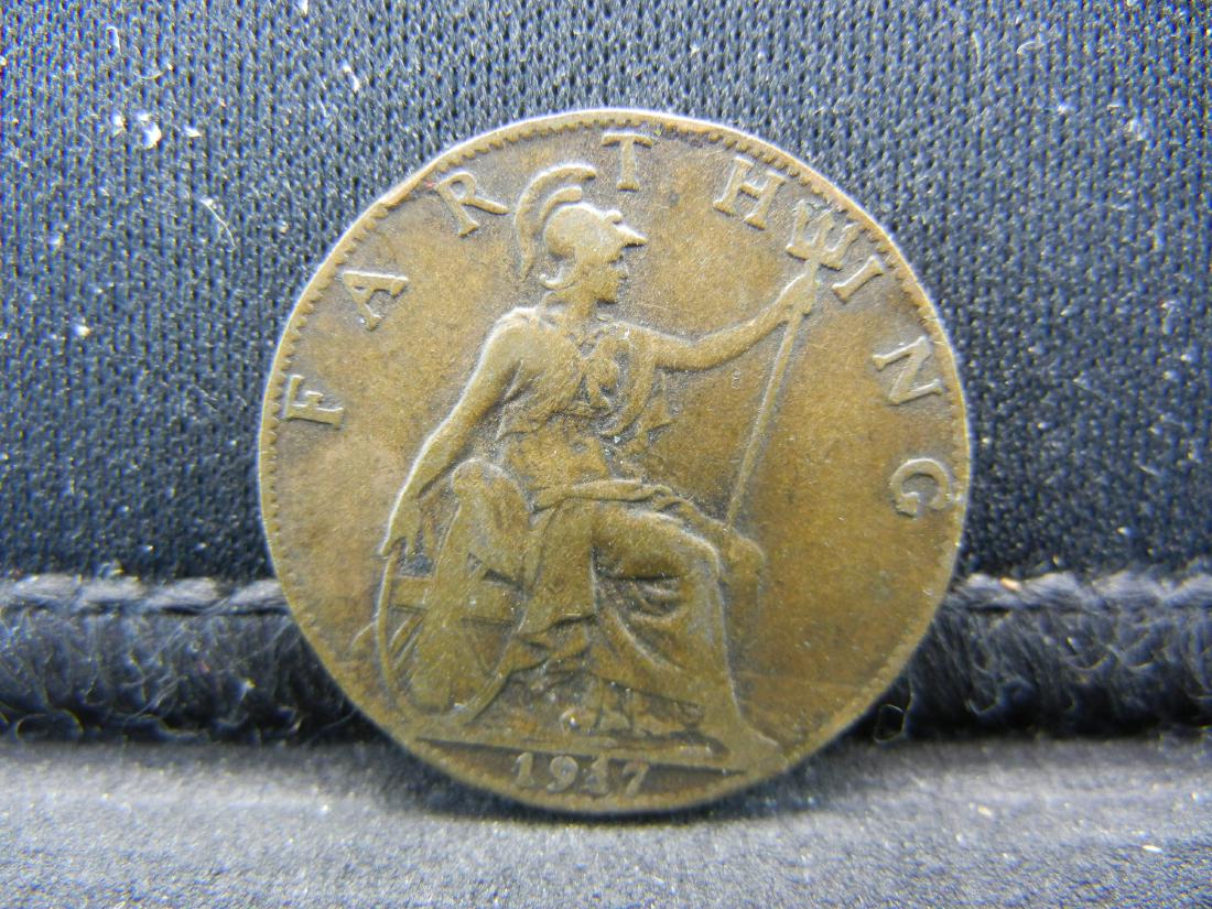 1917 Great Britain 1 Farthing (1 of 2)