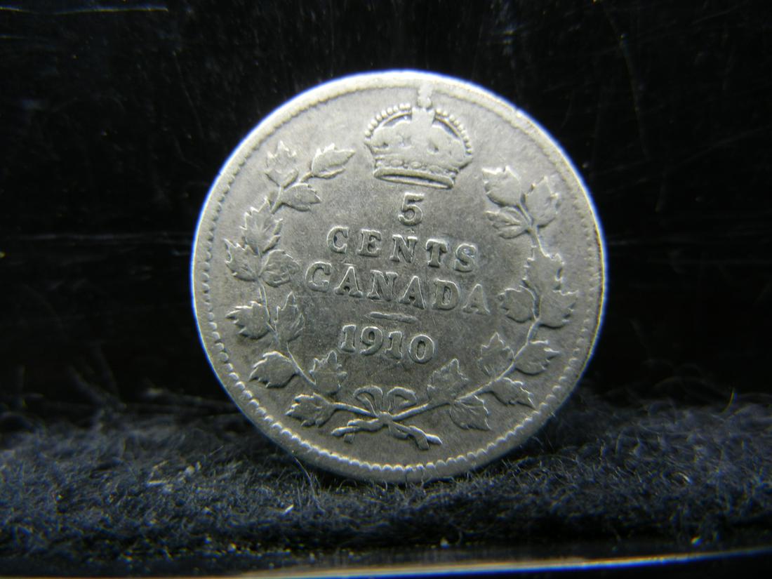 1910 Canada 5 Cents Sterling (92.5%) Silver Coin.  Coin (1 of 2)