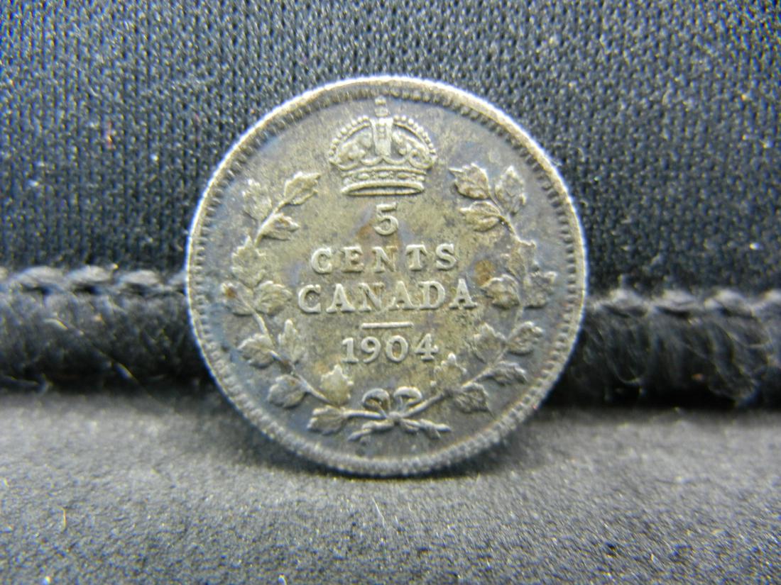 1904 Canada Five Cents 92.5% Sterling Silver Coin. (1 of 2)