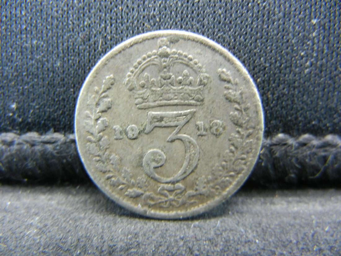 1918 Great Britain 3 Pence 92.5% Sterling Silver Coin. (1 of 2)