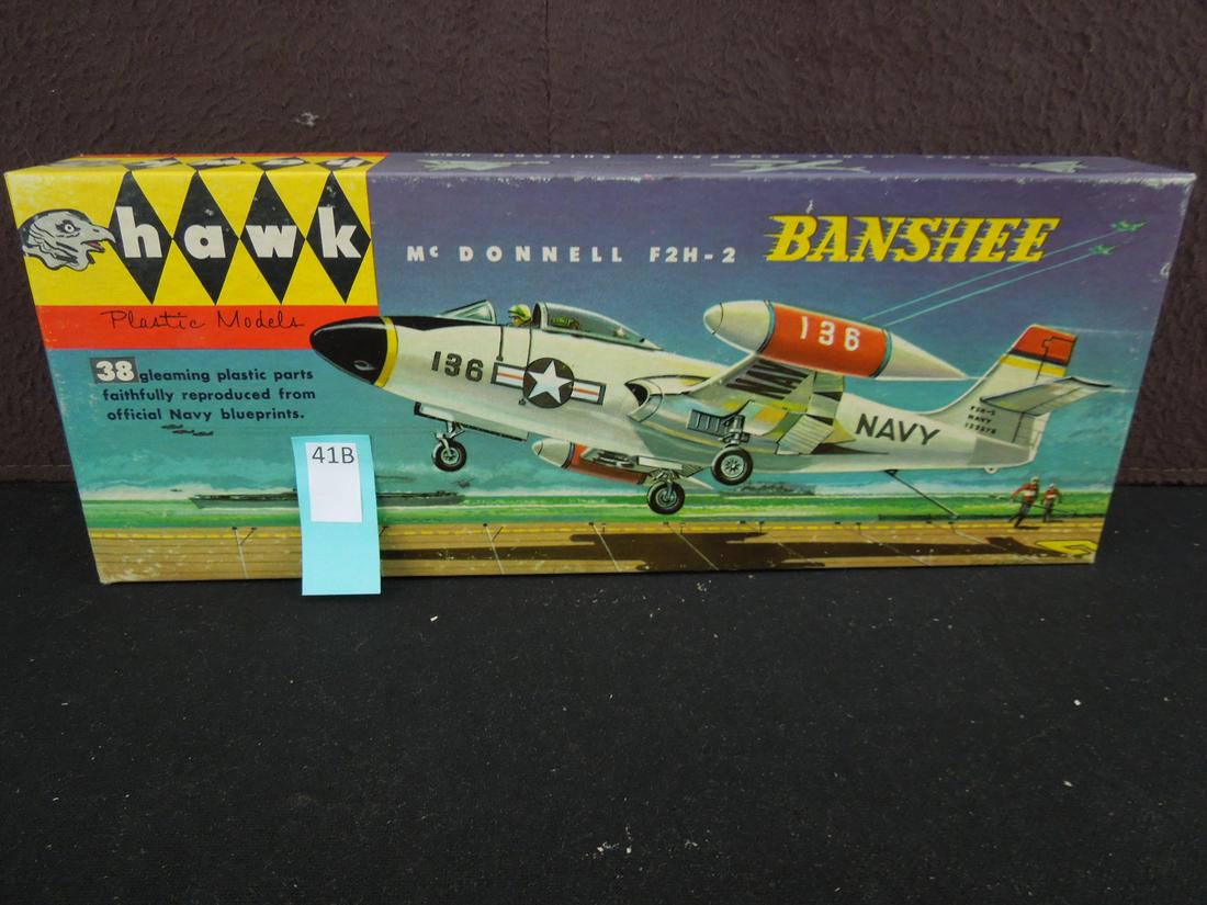 MCDonnell F2H-2 Banshee Model Kit: MCDonnell F2H-2 Banshee Model Kit