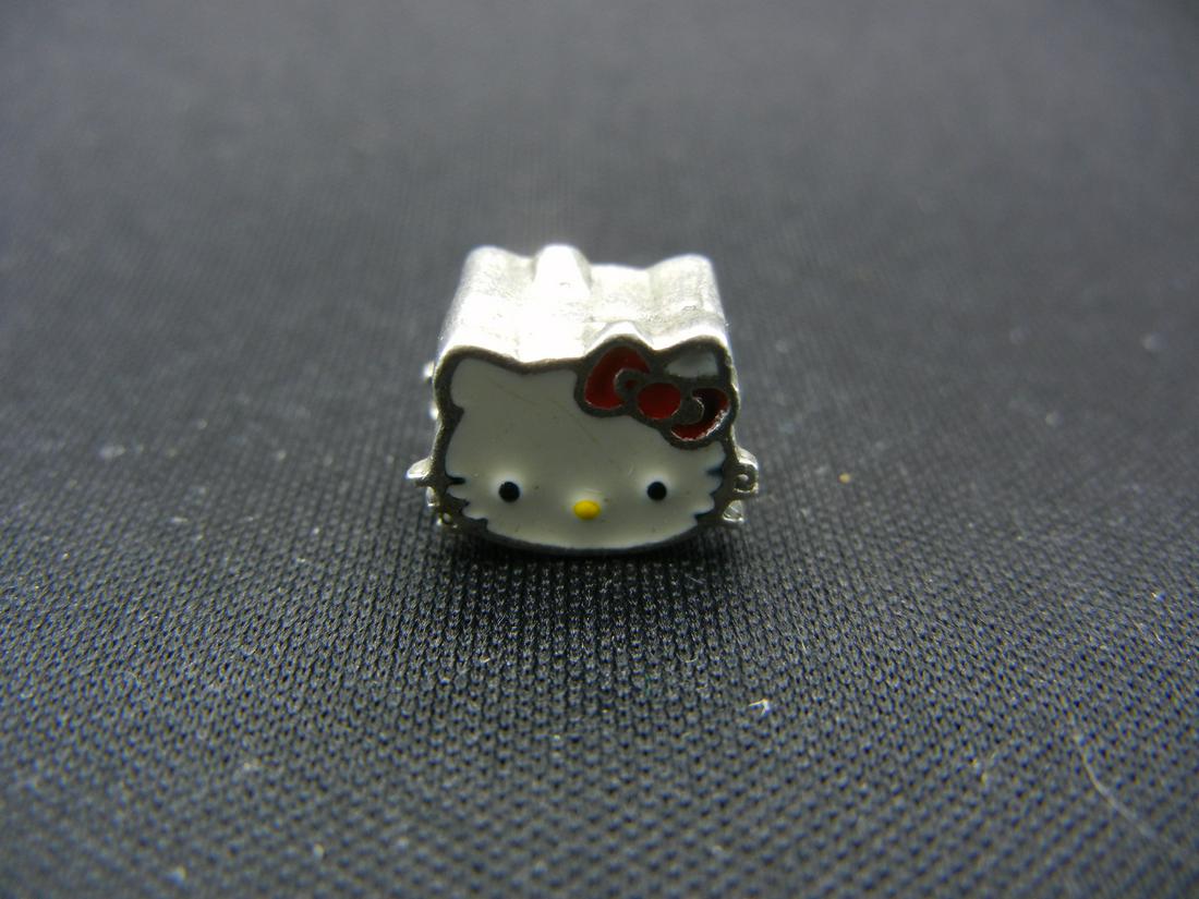 HELLO KITTY Pandora 925 charm.: HELLO KITTY Pandora 925 charm.