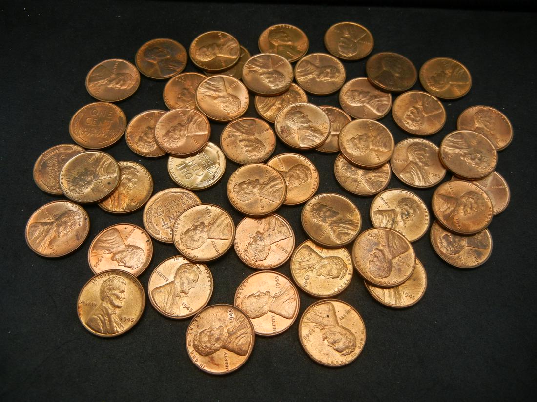 50 1945 Red Uncirculated Lincoln Wheat Cents. (1 of 4)